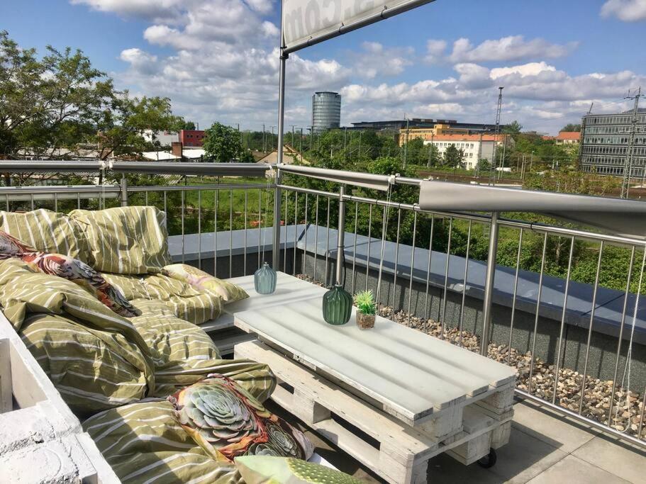 Vip Design Apartment M. Dachterrasse Дрезден Экстерьер фото